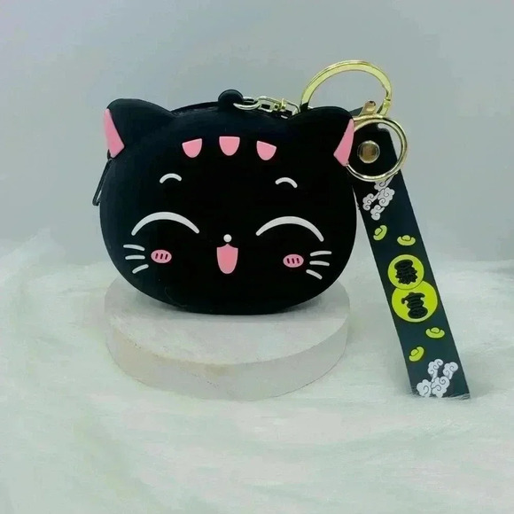 Mini Size Black Cat Silicone Coin Purse With Keychain - Picture 1 of 4